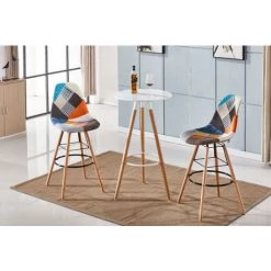 HOBAG Lot De Deux Tabourets Scandinaves JUL COLLECTOR - Multicolor