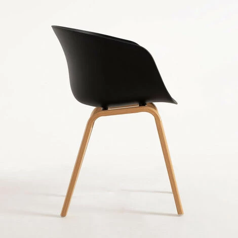 LES TENDANCES Chaise Scandinave Avec Accoudoirs Noir Et Pieds Naturel Wau 4 LES TENDANCES Chaise Scandinave Avec Accoudoirs Noir Et Pieds Naturel Wau – Image 2