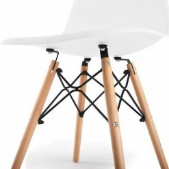MC HAUS SENA BLANCA X4 - Pack 4 Chaises De Salle A Manger Blanches, Design Nordique, Chaises Tower Pour Le Salon, Le Bureau, La Salle De Séjour Ou Terrasse, Dossier Ergonomique Et Pieds En Bois De Hêtre, Style Scandinave, Blanc